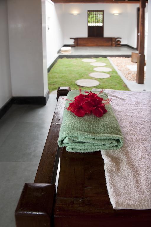 Purity At Lake Vembanad Mararikulam Exterior foto